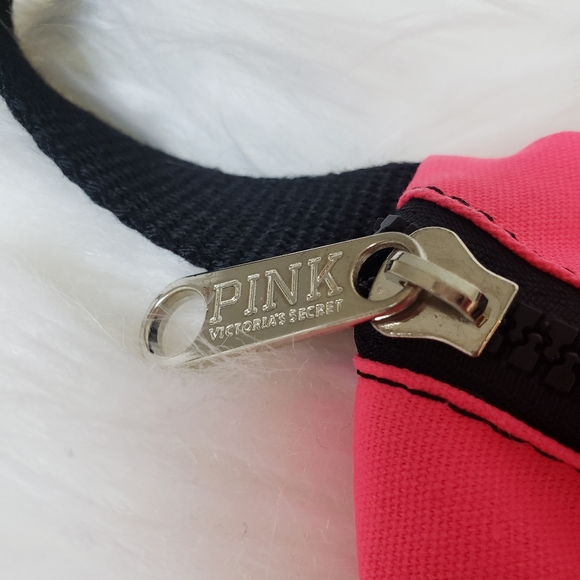 PINK Victoria Secret Fanny pack - Picture 2 of 7